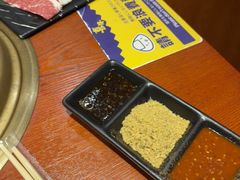 -喜牛烧肉酒场·黑金店(威高广场店)