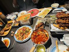 -鸿宇海鲜烧烤(红海新区店)