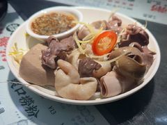 -禄粥·广府味·煲仔粥·宵夜·明档现做(江南西店)