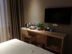 -成都宽窄巷子奎星楼街亚朵X酒店