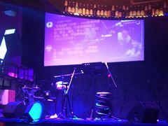 -vimi便利店酒吧