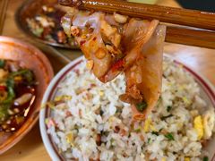 -拈签一笑黄牛肉辣卤串串