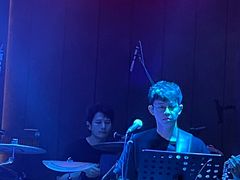 -TZ House音乐现场(来福士中心店)