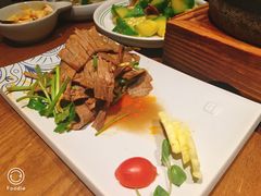 -云海肴·汽锅鸡·云南菜(天山百盛优客店)