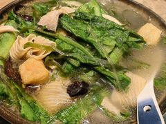 能喝汤的麻辣烫-金太阳海鲜烧烤·本地人餐厅(东纬路旗舰店)