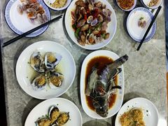 -四川小胡子海鲜(丁村万人海鲜广场店)