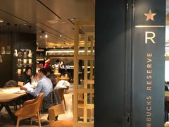 -星巴克臻选(国贸商城首店)