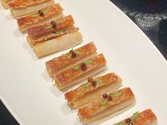 &nbsp;&nbsp;脆皮松板肉配冲冲卷-映水芙蓉(上海万象城店)