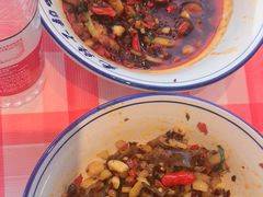 -笨豆腐居民楼菜馆•江西小炒(天津开发区店)