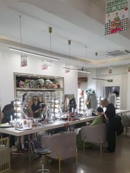 -十月日记高端孕妈妈摄影(黄金大厦店)