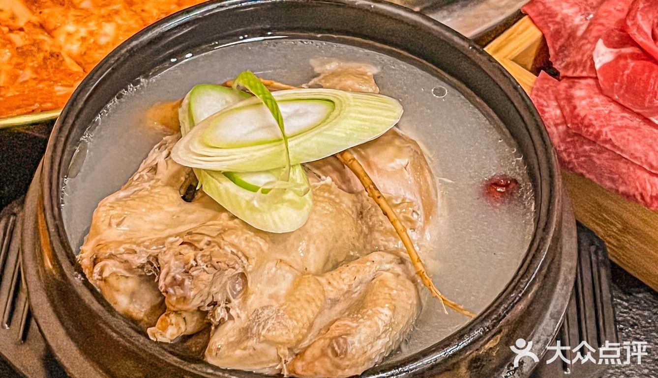 中山这家就在长江路边的新派烤肉店🥩