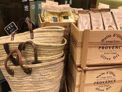 -诚品(信义店)
