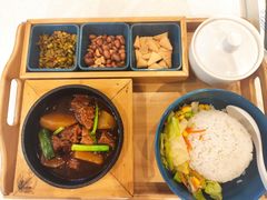 -牛楠楠·香港牛腩茶餐厅(永旺店)
