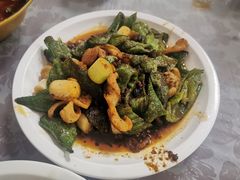 -曾氏肥肠馆(凯瑞雅居店)