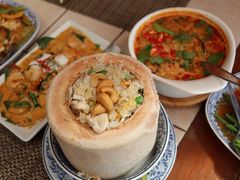 -卷心菜和避孕套餐厅(Pattaya)