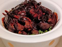 招牌焦糖黑叉烧-维园悦谱·海派家常菜(乌鲁木齐南路店)