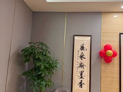 -郑庄脂渣海鲜楼(九水路店)