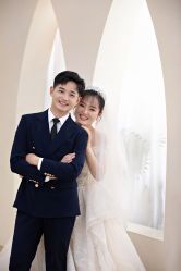 -雪中彩影婚纱摄影·微光艺术中心