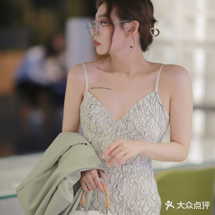 百元凹造型的秘密武器！眼镜店