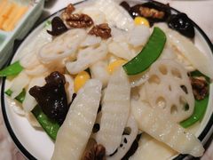 -韵秋荷(宝山龙湖天街店)
