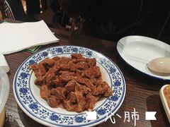 -爆炸头阿姨小四川正宗川味小吃(无任何分店)
