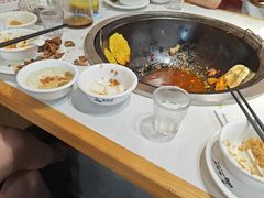 -鲁员外地锅鸡地锅鱼(古墩路店)