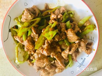超好吃的日常家庭辣椒炒肉肉