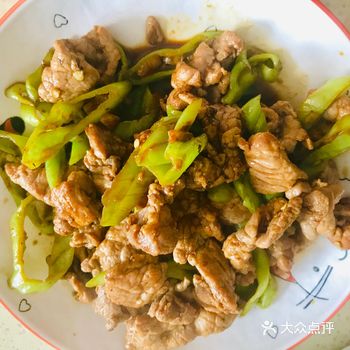 超好吃的日常家庭辣椒炒肉肉