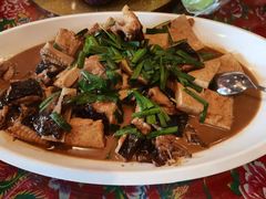 -闯关东东北农家菜(崂山石老人店)