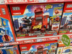 -玩具反斗城(万象汇店)