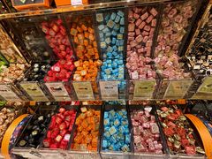 -VENCHI 闻绮(北京国贸商城店)