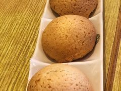 酥皮焗叉燒包-添好运点心专门店(百老汇店)