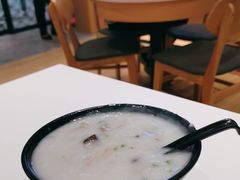 皮蛋瘦肉粥-大师傅粥品(埃华街)
