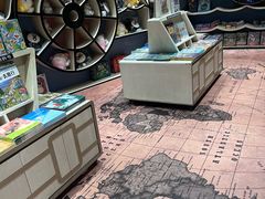 -钟书阁(群光广场店)