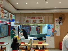 -红渡小香·牛肉麻辣香锅(车站南路店)