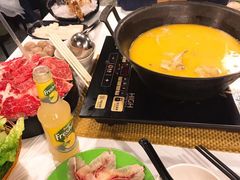 -鲜入围煮花胶鸡海鲜火锅