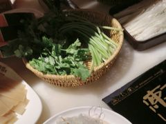 -东道煮牛肉火锅(东盛大街店)
