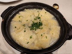 -品悦酒店(三林古镇店)
