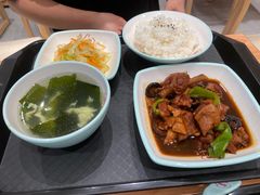 香菇鸡腿饭-回味鸭血粉丝汤(京新广场店)