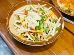 -黔有有贵州酸汤夺夺粉火锅(五味十字店)