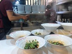 -钟方模白家肥肠粉(春熙店)