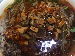 -崇州余荞面(落虹桥店)