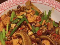香干炒卤耳尖-陈家婆的菜·口味湘菜(梅溪湖店)