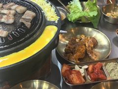 -胡悦里韩式烤肉(芝罘万达广场店)