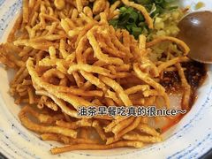-观音桥步行街