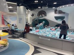 -MINI MARS KIDS CLUB亲子家庭中心(长宁天山店)