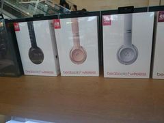 -爱畅享华为苹果手机维修服务(虹口龙之梦店)