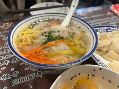-长人馄饨铺(解放街店)