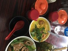 -成群小食店