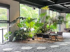 -J Create城市露营咖啡·简餐·宠物(上海动物园店)